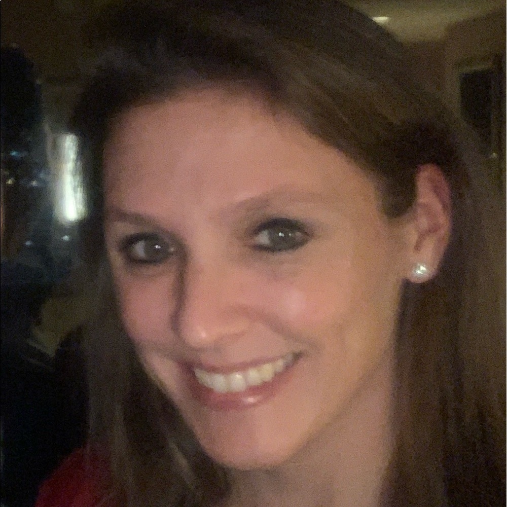 Meet your Posher, Christina